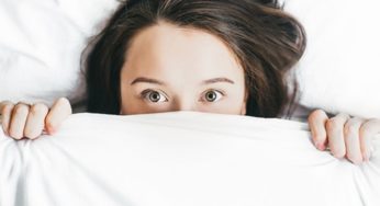 Non schiacciare i brufoli assolutamente! Scopri perché